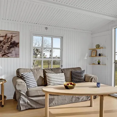 Stunning In With Kitchen Holiday home