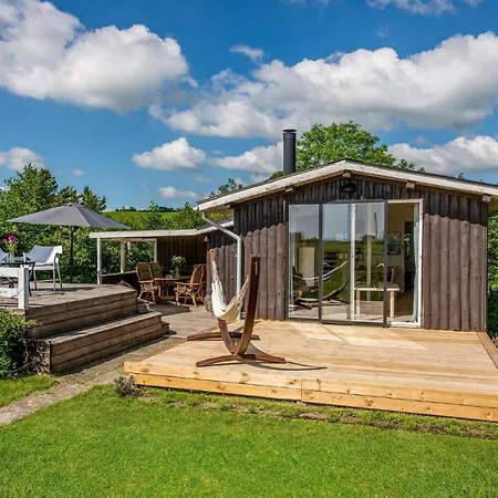 Stunning In With Kitchen Holiday home *